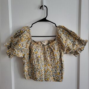 Puff Sleeve Cropped Blouse